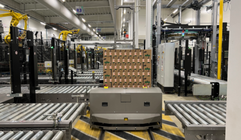 central robotic palletising system