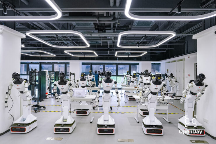 Humanoid Robotics Data Training Center