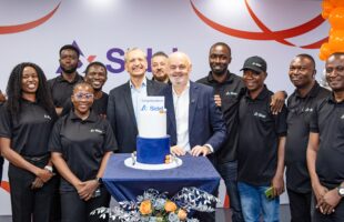 Clive Smith, Executive Vice President of Customer Management for the Asia, Oceania, and Africa (AOA Region), and Pietro Cassani, President and CEO at Sidel.