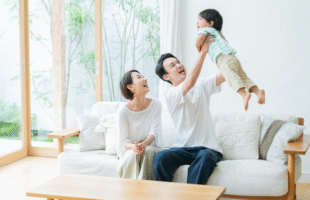 A family of three showing good digestive health thanks toKerry’s Probiotic Ingredient BC30