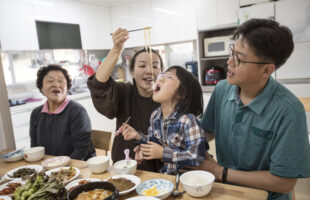 Photos taken for Cargill in South Korea at the family house in Pyeong-chang/